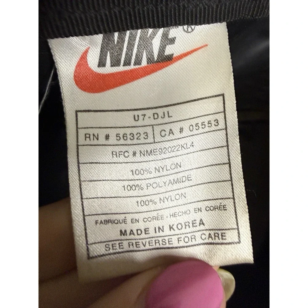 Nike minor markings